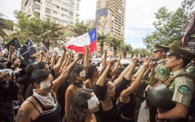 Las causas de la crisis en Chile: desigualdad y hogares endeudados